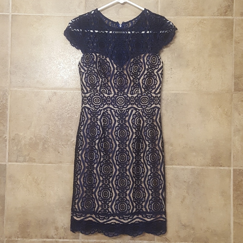 CiCi Lace Dress Small